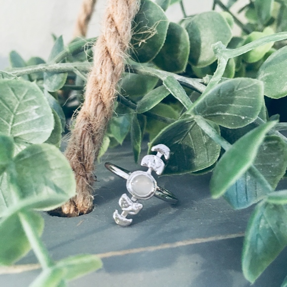 Jewelry - Slate Moon Stages Crescent Silver Mystic Ring